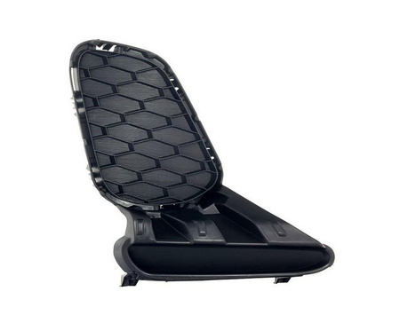 Grill zderzaka strona prawa