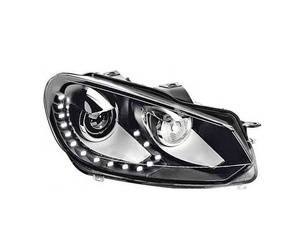 Lampa przednia strona prawa