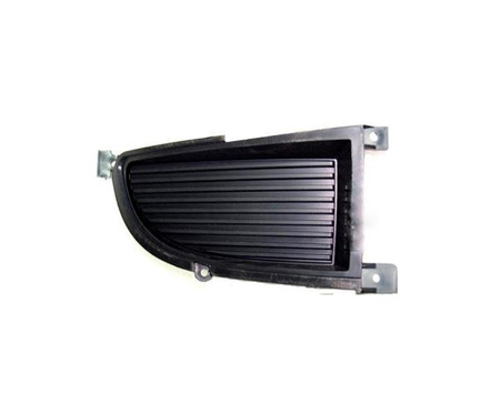 Grill zderzaka strona prawa