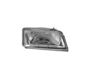 Lampa przednia strona prawa