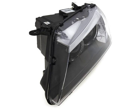 Lampa przednia strona lewa