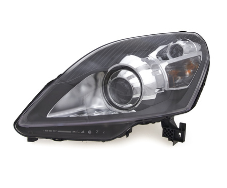 Lampa przednia strona lewa