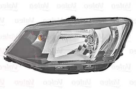 Lampa przednia strona prawa