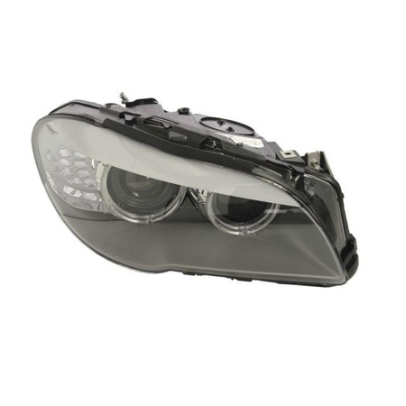 Lampa przednia strona prawa