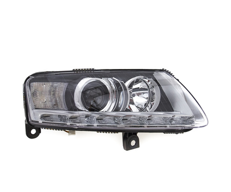 Lampa przednia strona prawa