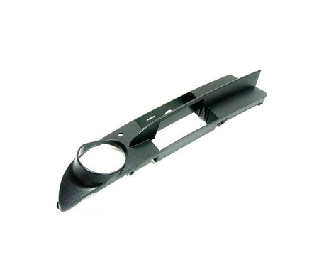 Grill zderzaka strona prawa