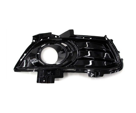 Grill zderzaka strona prawa