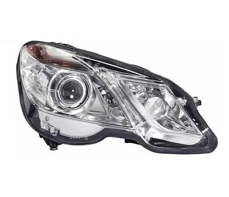 Lampa przednia strona prawa