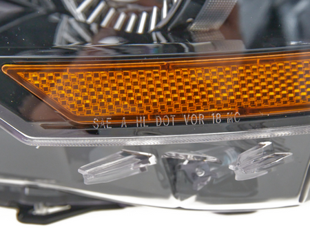 Lampa przednia strona prawa