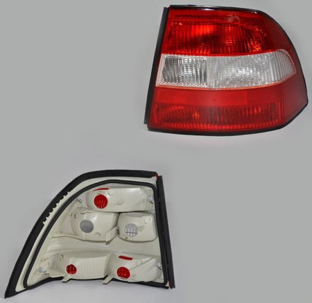 Lampa tył strona prawa