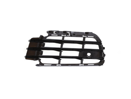 Grill zderzaka strona prawa