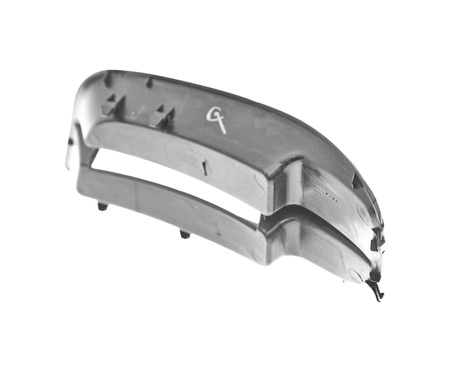 Grill zderzaka strona prawa