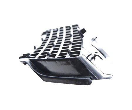 Grill zderzaka strona lewa