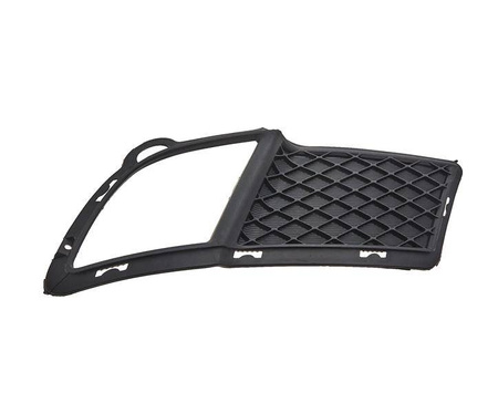 Grill zderzaka strona prawa