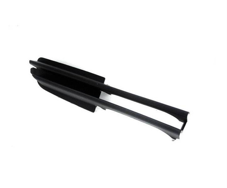 Grill zderzaka strona prawa