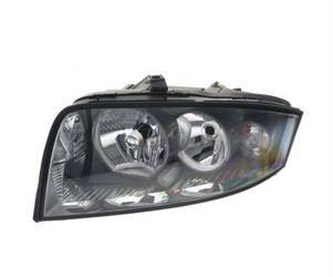 Lampa przednia strona lewa