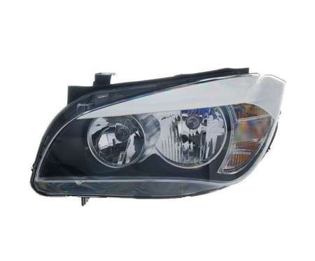 Lampa przednia strona lewa