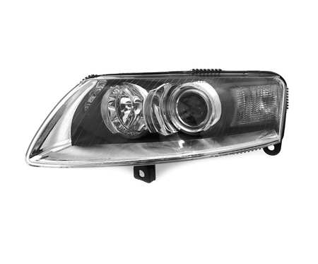 Lampa przednia strona lewa