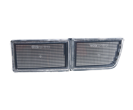 Światło odblaskowe zderzaka przedniego strona prawa