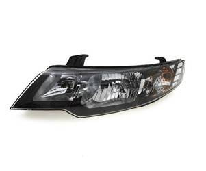 Lampa przednia strona lewa