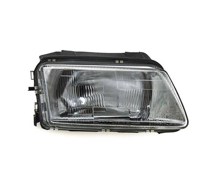 Lampa przednia strona prawa