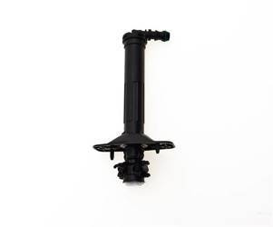 Spryskiwacz do mycia lamp strona prawa