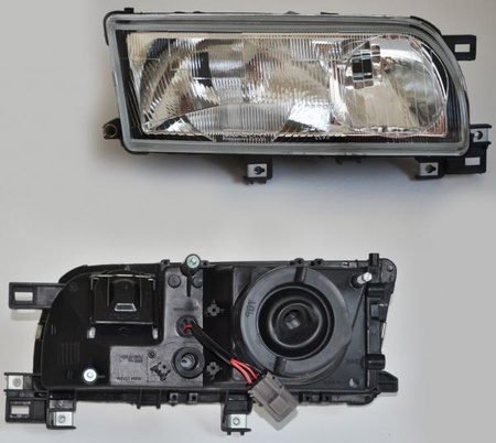 Lampa przednia strona prawa