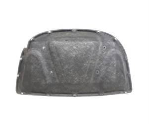 Wyciszenie pokrywy silnika