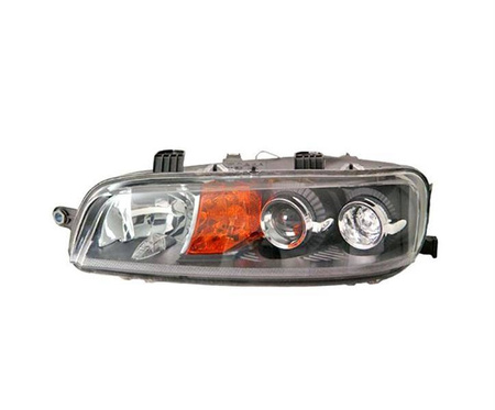 Lampa przednia strona lewa