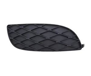 Grill zderzaka strona prawa