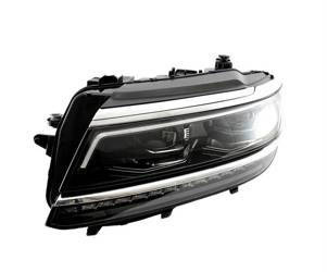 Lampa przednia strona lewa