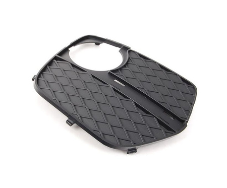 Grill zderzaka strona prawa