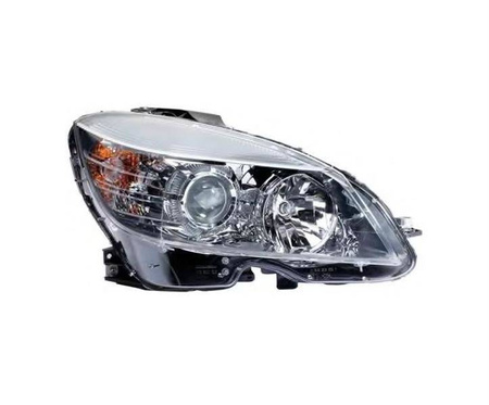 Lampa przednia strona prawa