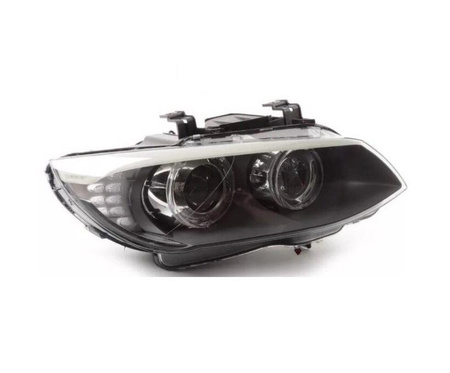 Lampa przednia strona prawa