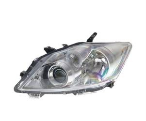 Lampa przednia strona lewa