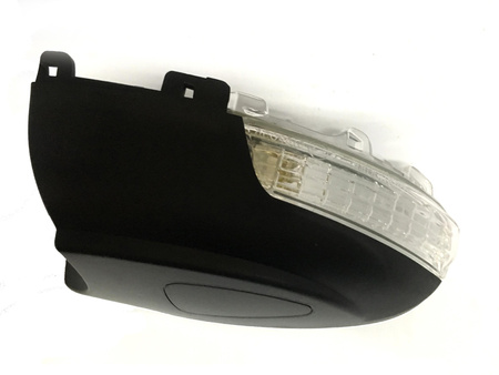 Kierunkowskaz na lusterku