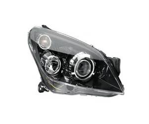 Lampa przednia strona prawa