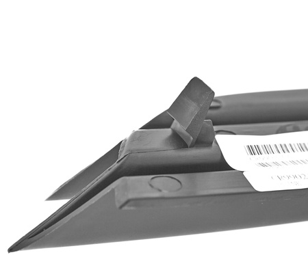 Grill zderzaka strona lewa