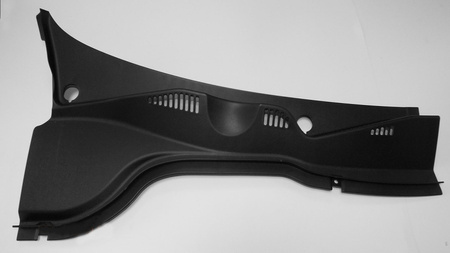 Atrapa plastikowa strona prawa